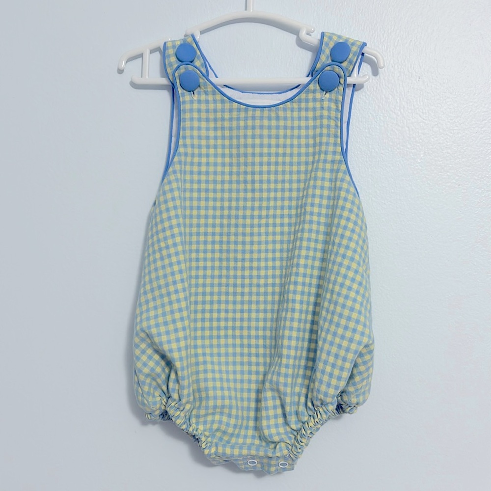 Lil Catcus green and blue bubble with buttons